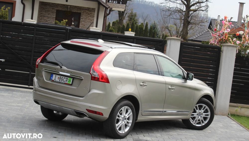 Volvo XC 60 D4 Geartronic Summum - 12