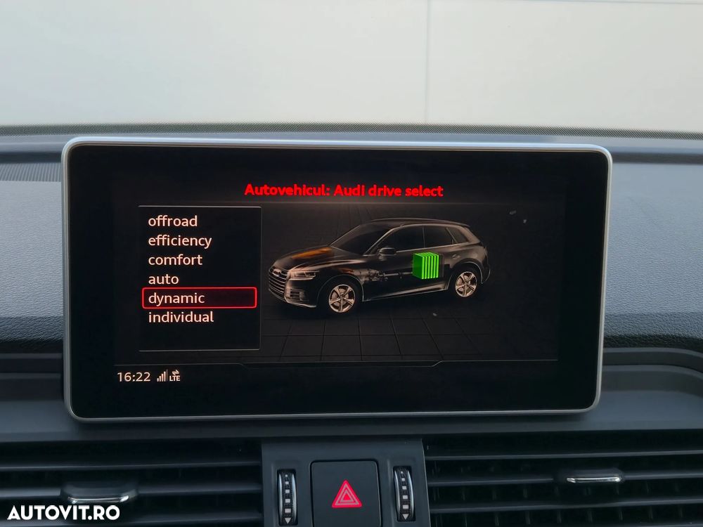 Audi Q5 55 TFSIe quattro S tronic S line - 12