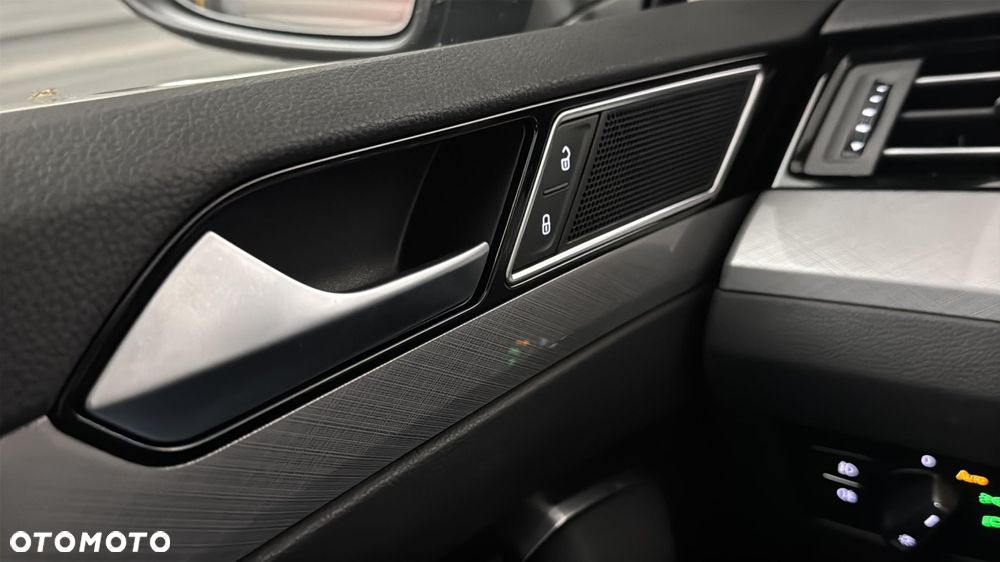 Volkswagen Passat 2.0 TDI EVO Business DSG - 29
