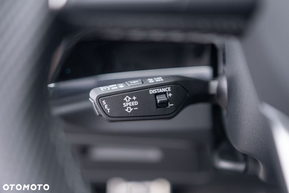 Audi Q3 Sportback - 15