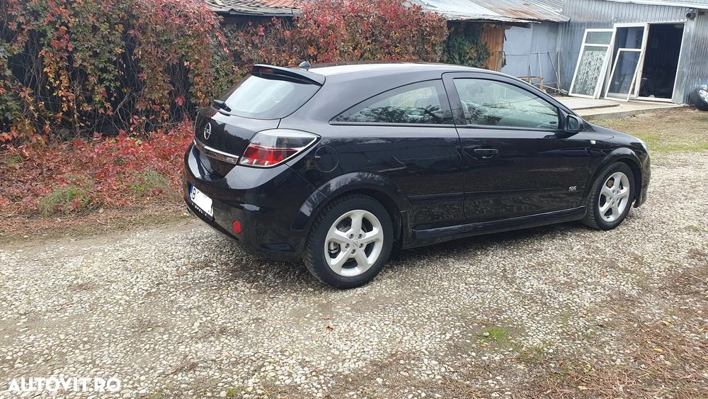Opel Astra GTC 1.8 Sport - 2