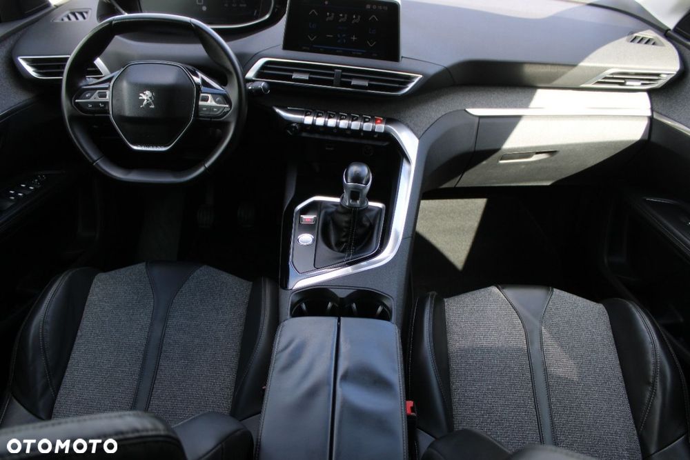 Peugeot 5008 - 33