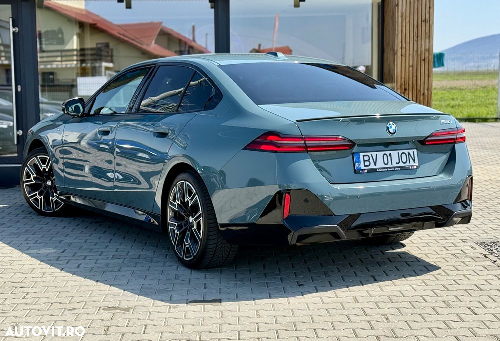 BMW Seria 5 520i Aut. - 16