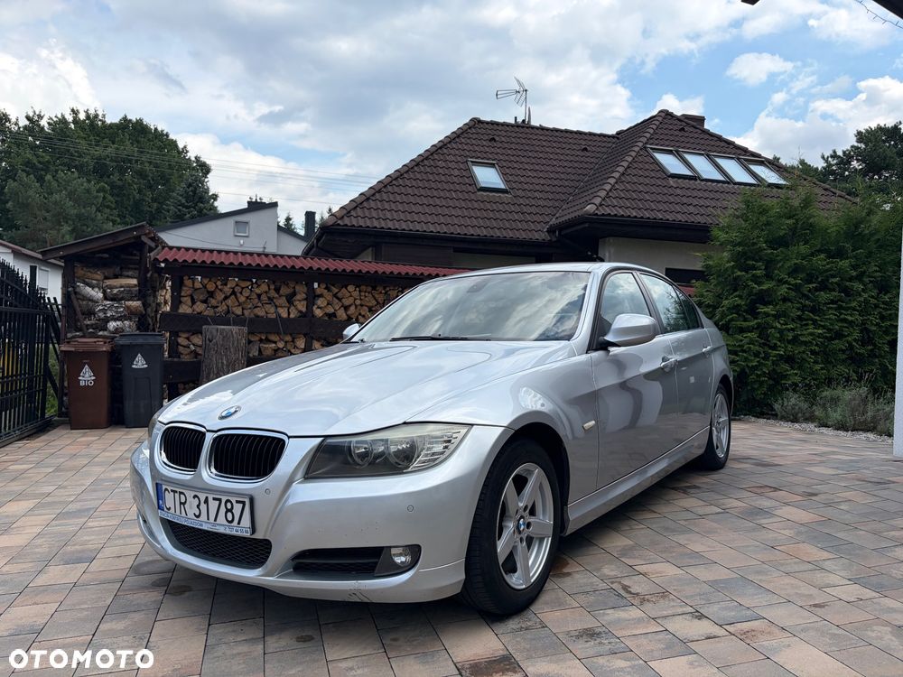 BMW Seria 3 318i - 2