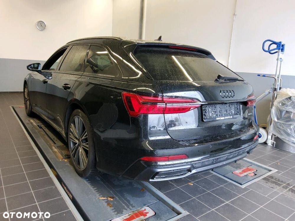 Audi A6 Avant - 4
