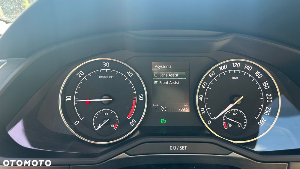 Skoda Superb 2.0 TDI 4x4 Style DSG - 23