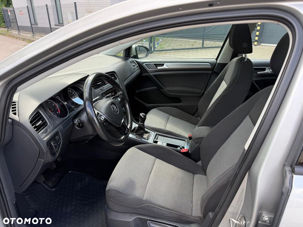 Volkswagen Golf 1.2 TSI BlueMotion Technology Comfortline - 10