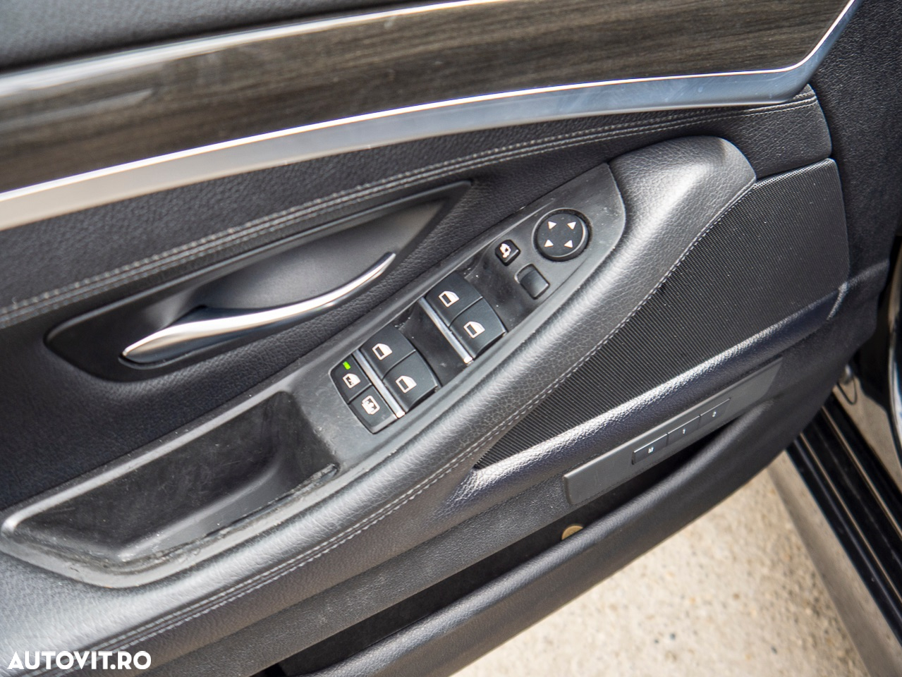 BMW Seria 5 535d xDrive AT - 27