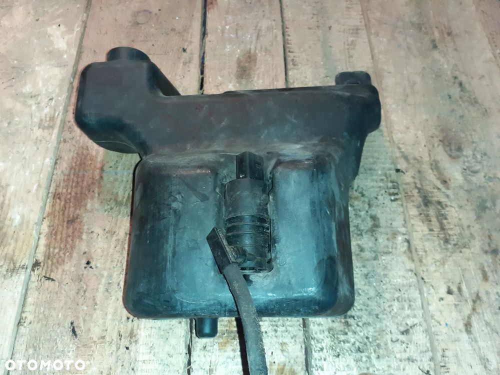 Mercedes V-klasa W447 Zbiornik Spryskiwaczy