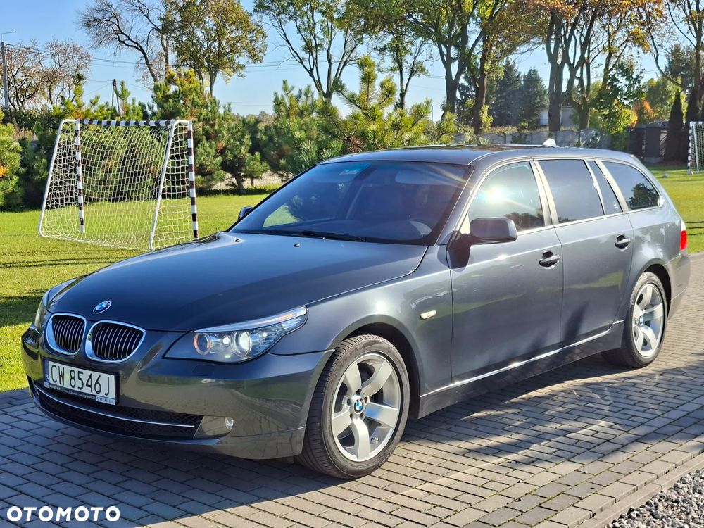 BMW Seria 5 525d - 18