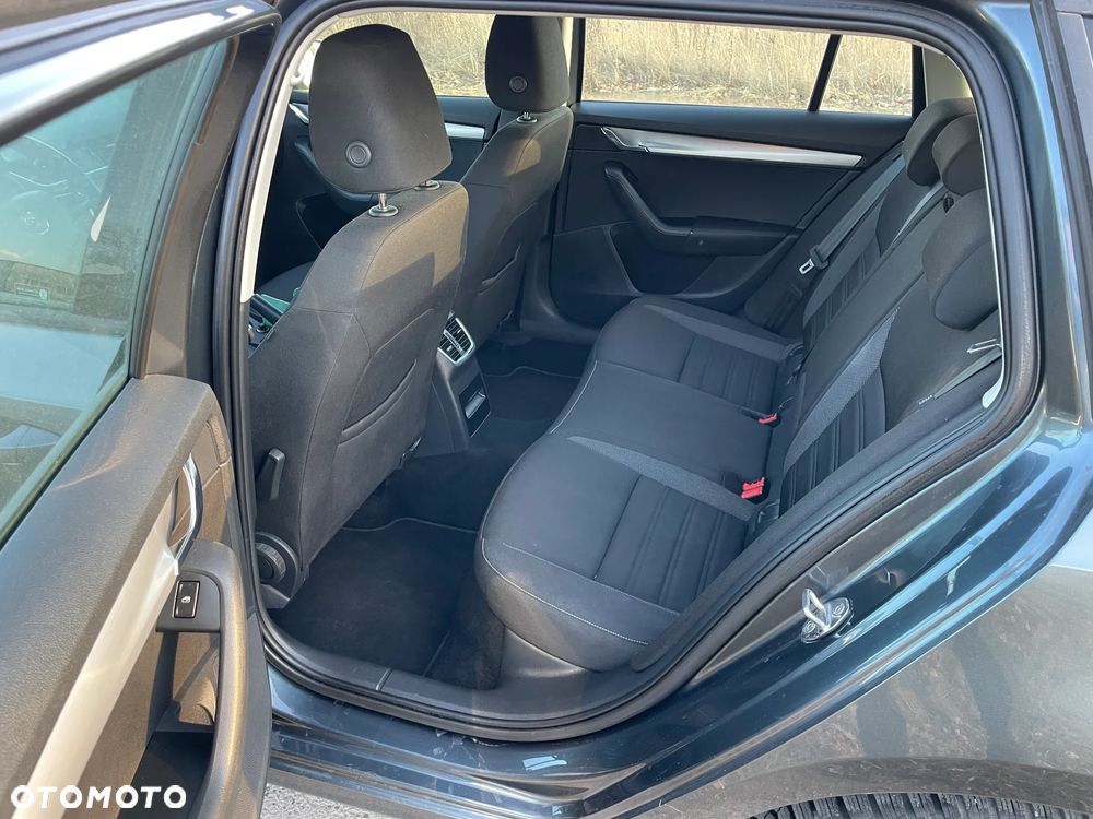 Skoda Octavia 1.6 TDI Ambition - 11