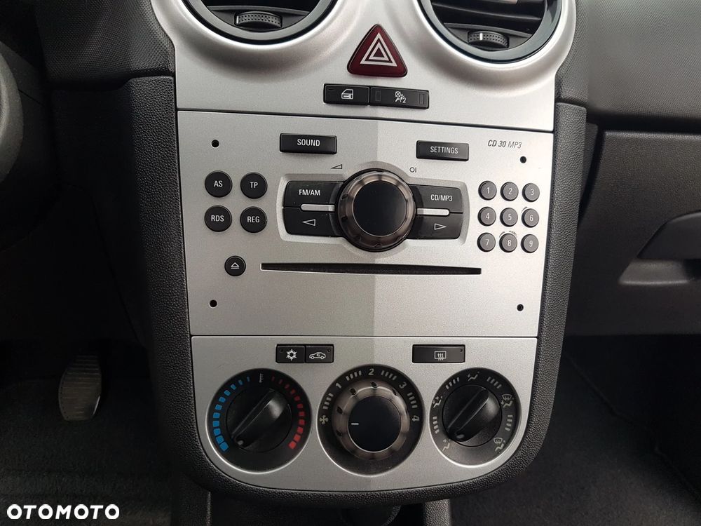 Opel Corsa 1.4 16V Satellite - 20