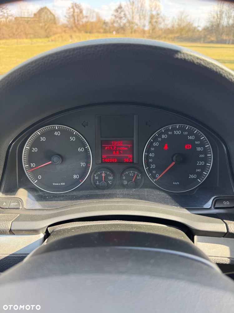 Volkswagen Golf 1.4 TSI Trendline - 6