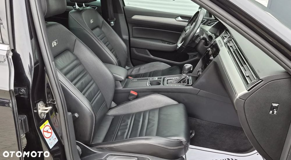 Volkswagen Passat - 21