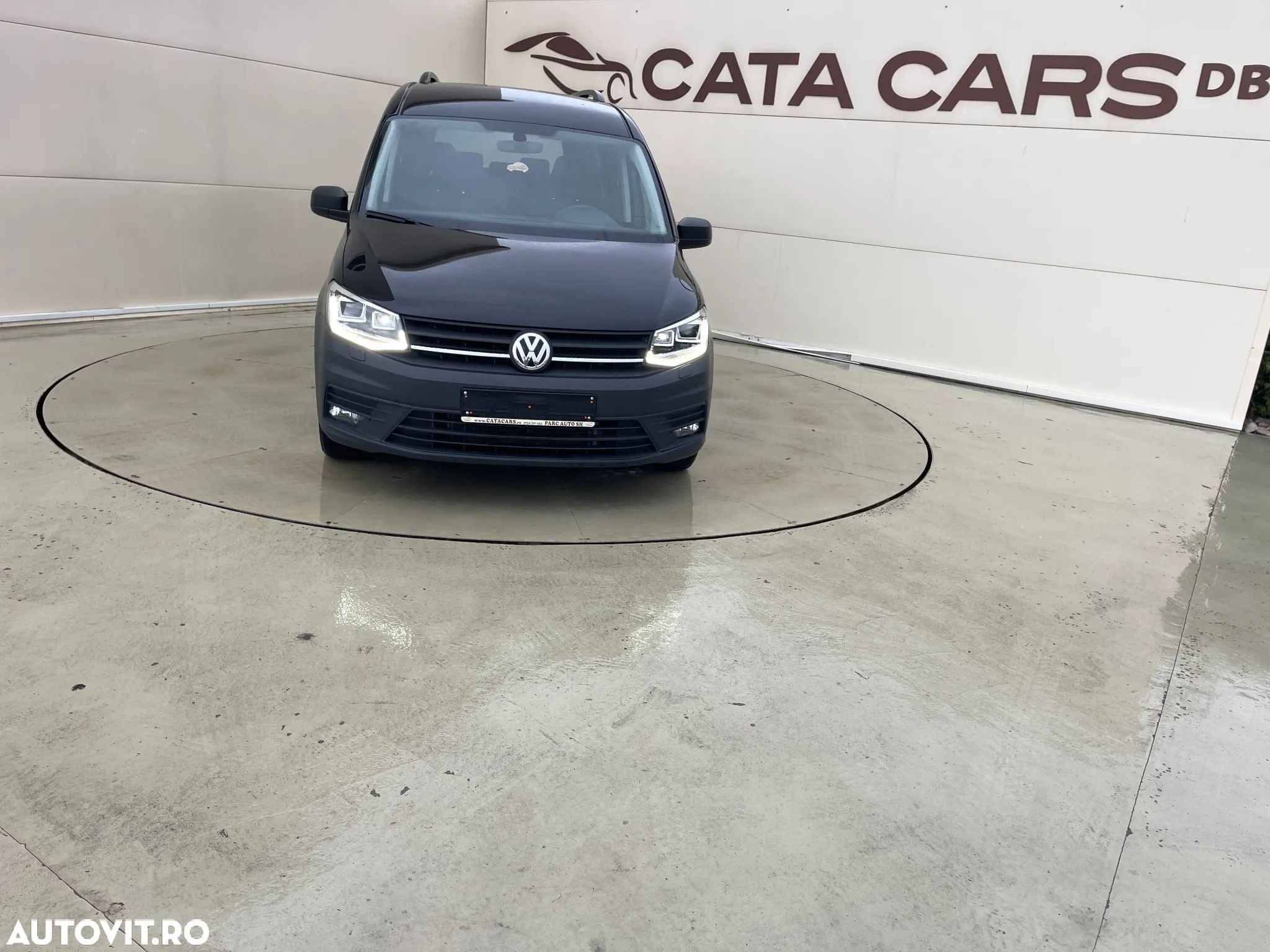 Volkswagen Caddy - 1