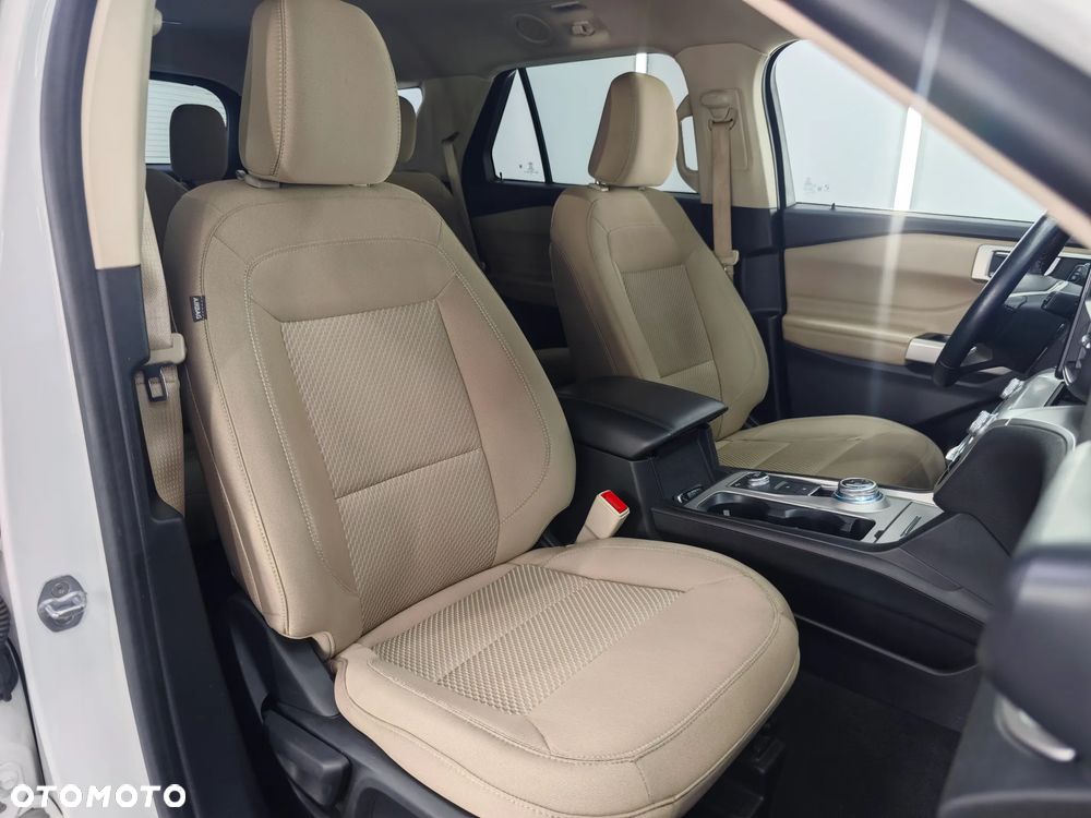 Ford Explorer EcoBoost Plug-in Hybrid PLATINUM - 38