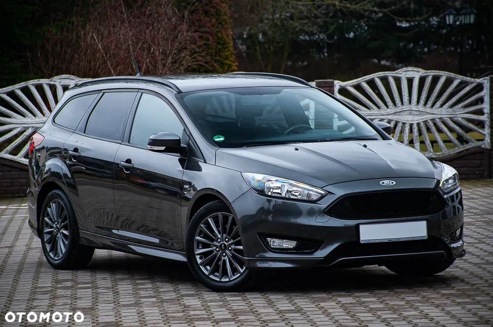 Ford Focus 1.5 EcoBoost Titanium ASS - 3