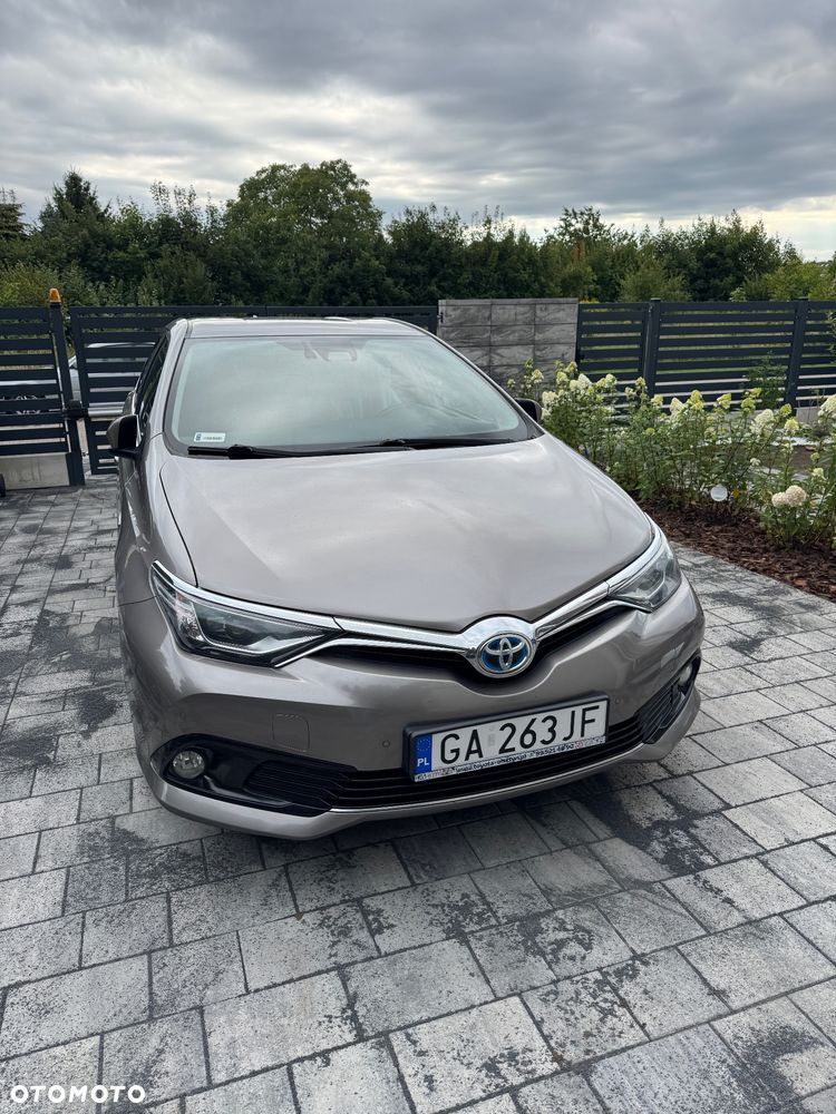 Toyota Auris - 1
