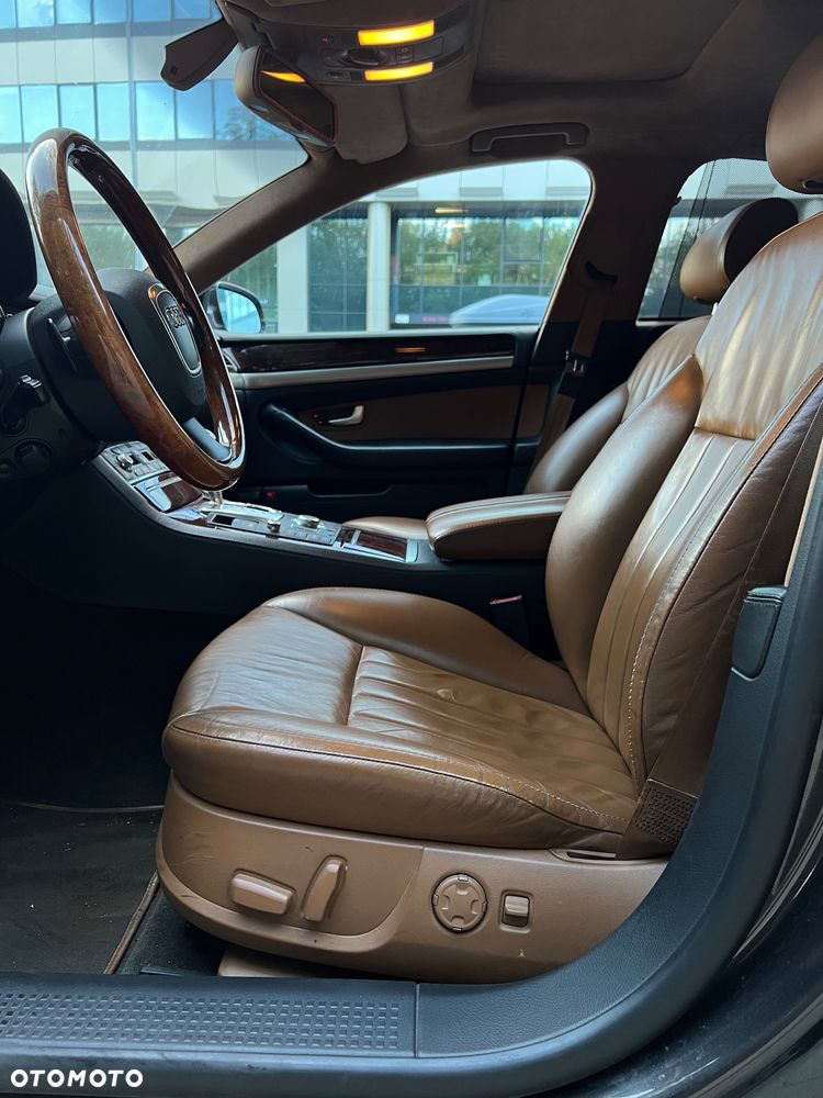 Audi A8 4.2 TDI L Quattro - 13