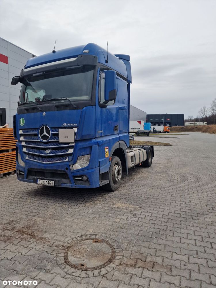 Mercedes-Benz actros - 2