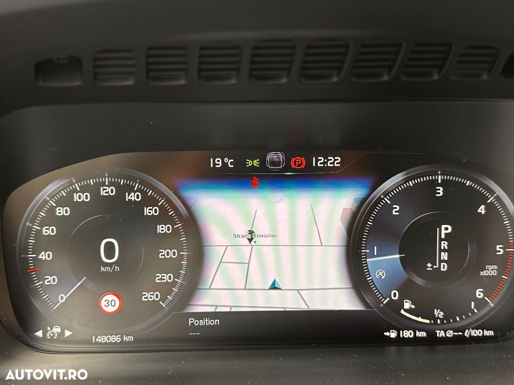 Volvo XC 90 D5 AWD Geartronic Momentum - 4