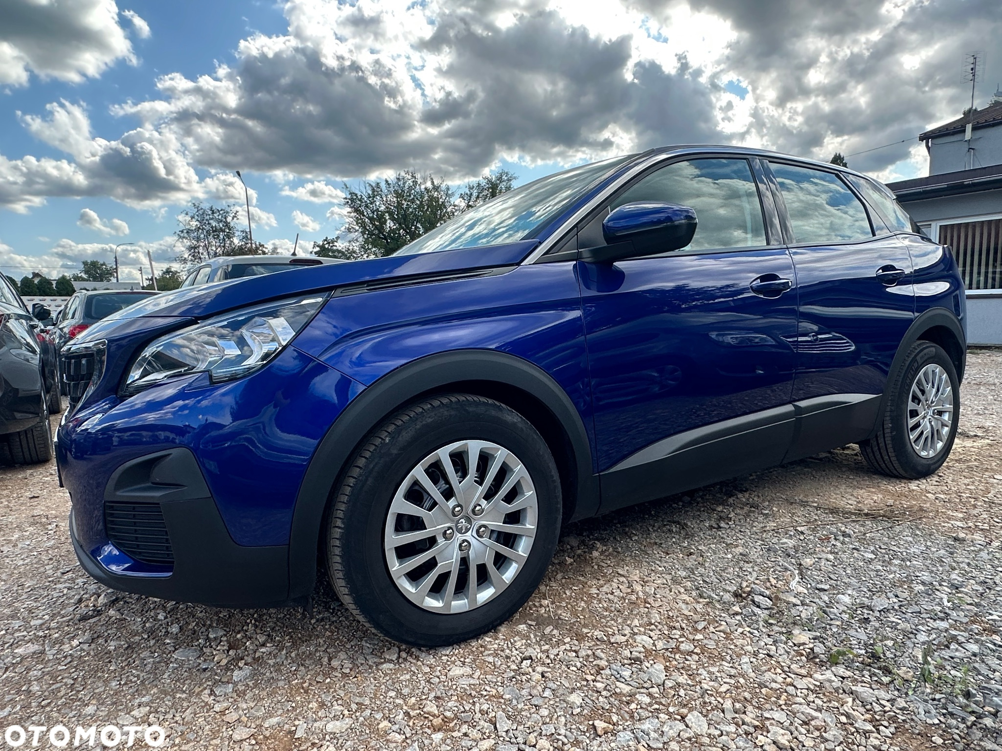 Peugeot 3008 1.2 PureTech GPF Allure S&S - 9