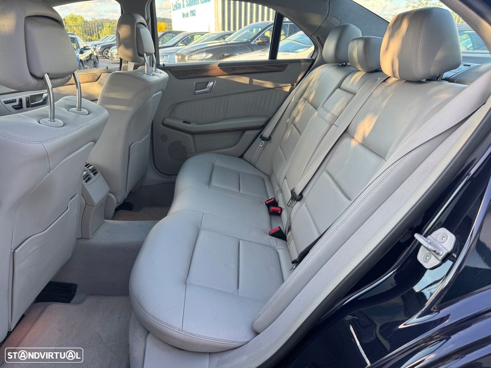 Mercedes-Benz E 200 CGI Elegance BlueEfficiency - 13