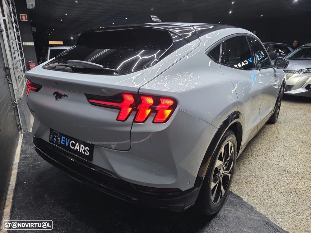 Ford Mustang Mach-E AWD PREMIUM - 19