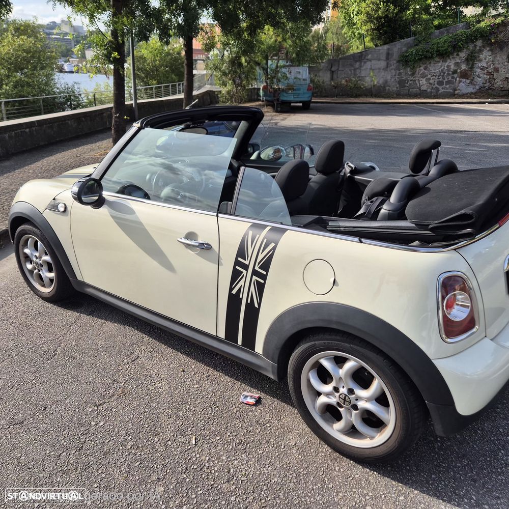 MINI Cabrio - 5