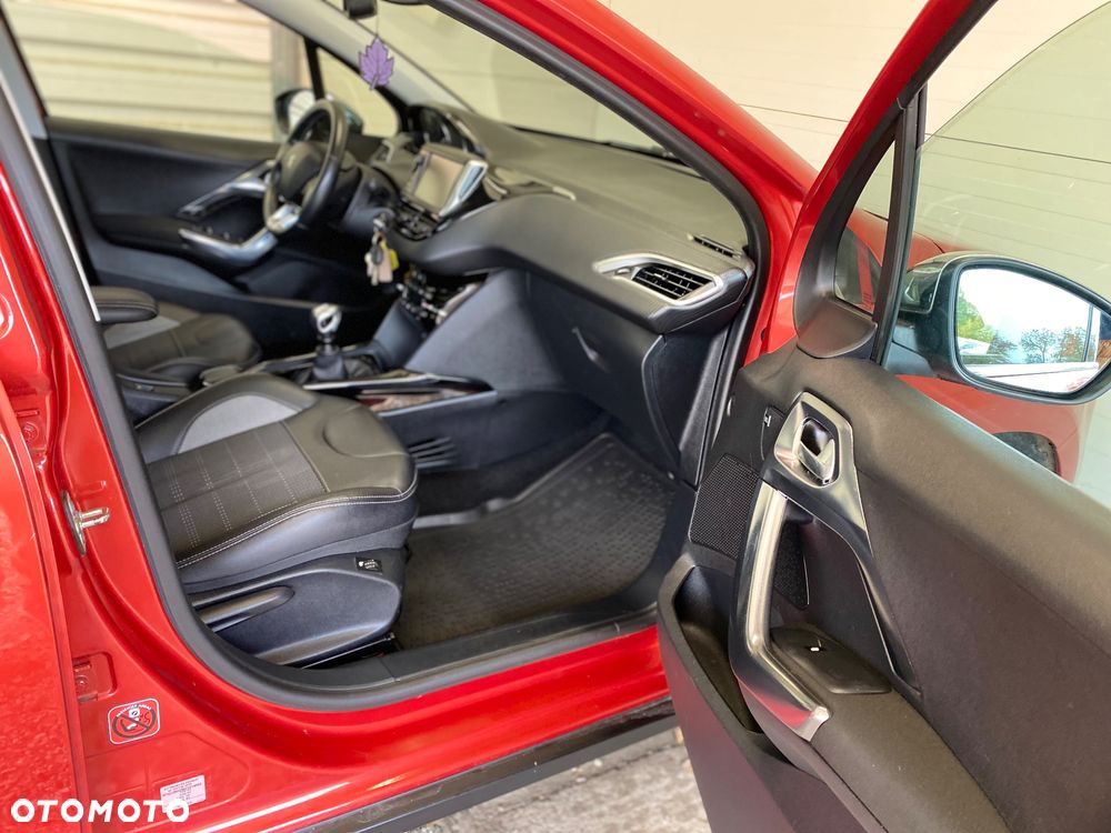 Peugeot 2008 1.6 BlueHDi Crossway S&S - 15