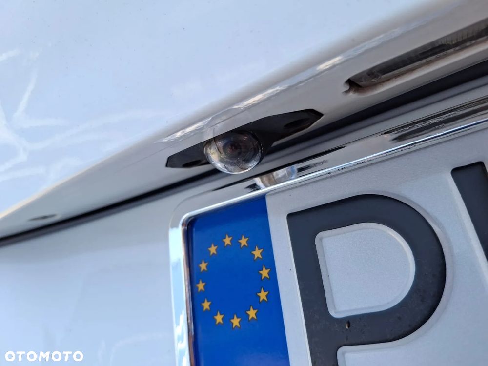Ford Kuga 2.0 TDCi Individual MPS6 - 12