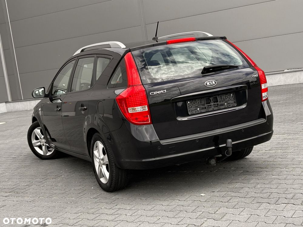 Kia Ceed 1.6 CRDi 115 Spirit - 18