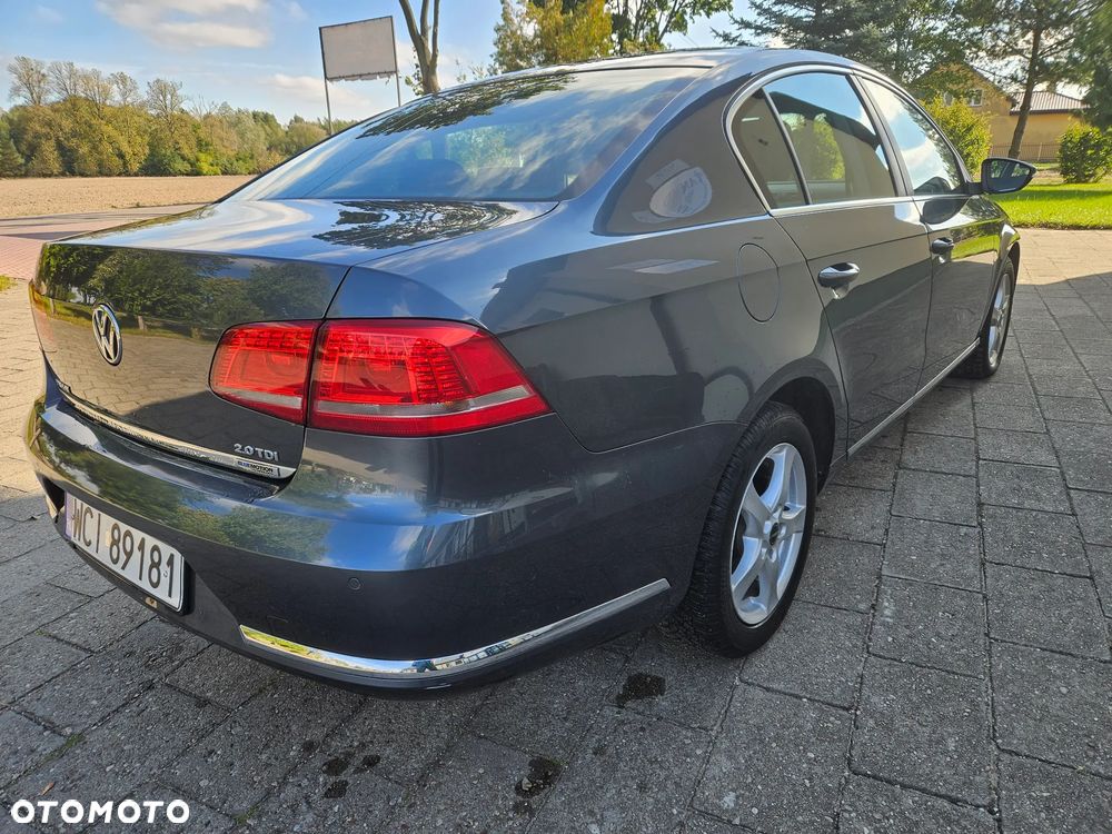 Volkswagen Passat Variant 2.0 TDI DSG BlueMotion Technology Trendline - 3