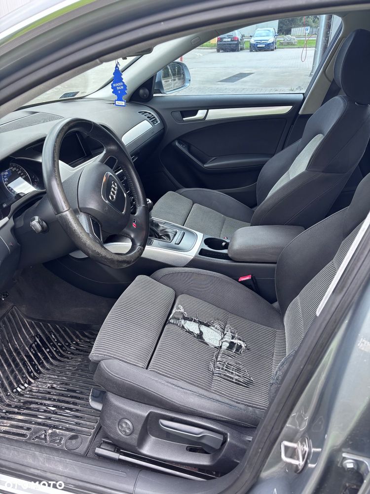 Audi A4 Avant 2.0 TDI - 15