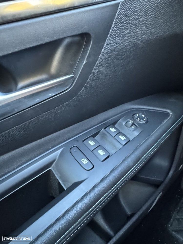 Peugeot 5008 1.2 PureTech Allure Pack - 17