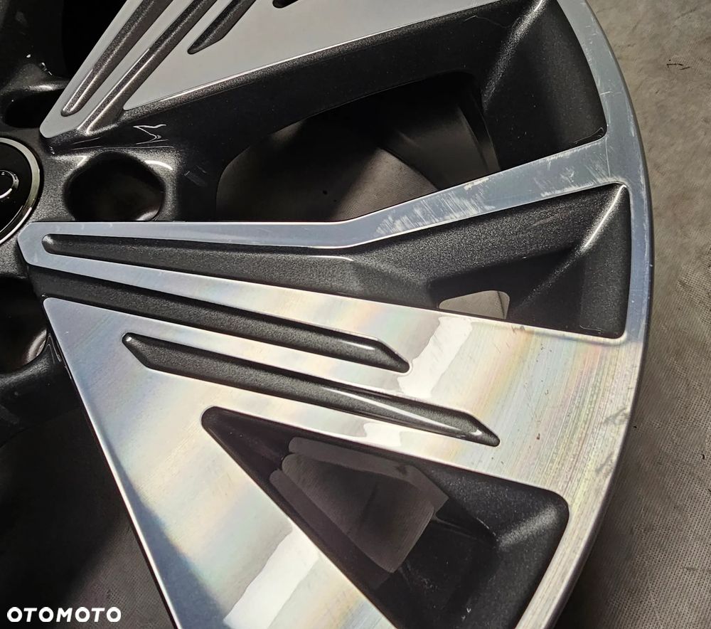 Felgi 19 AUDI Q4 E TRON 89A601025C 8x19 ET45 - 8