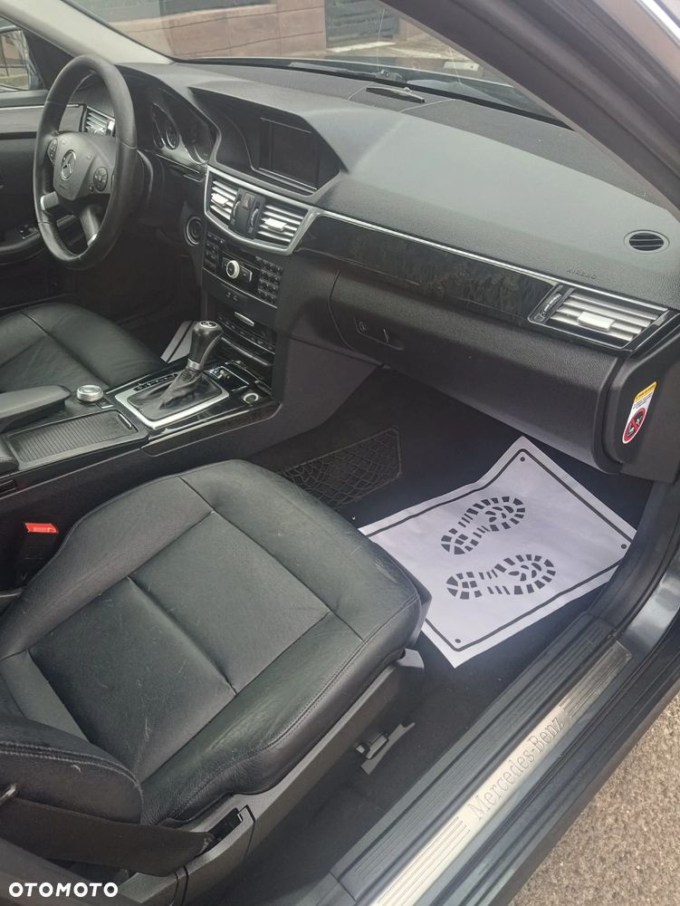 Mercedes-Benz Klasa E 220 CDI DPF BlueEFFICIENCY 7G-TRONIC - 10