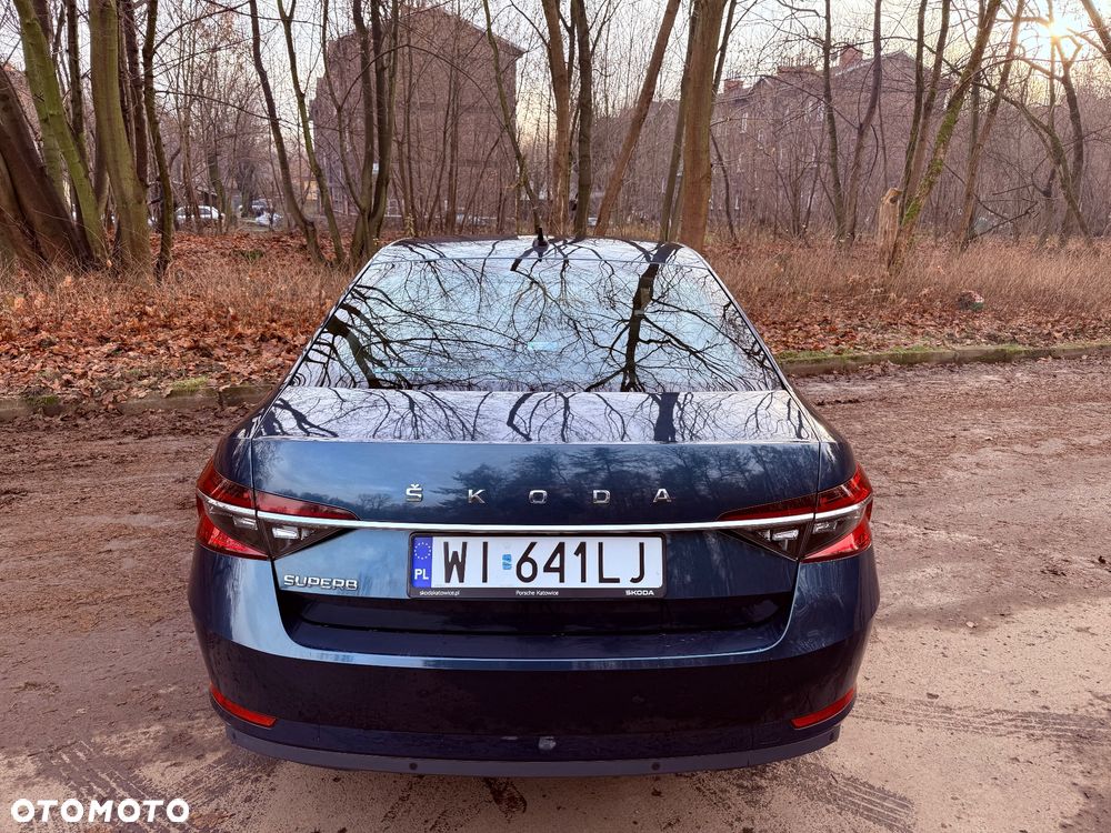 Skoda Superb 2.0 TSI Ambition DSG - 10