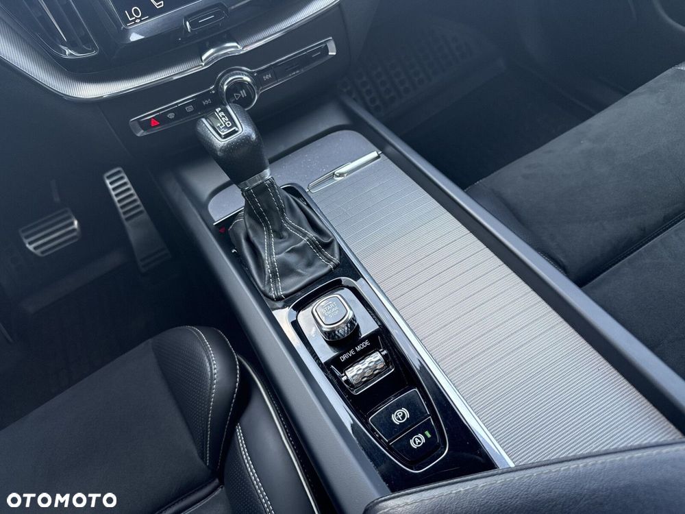 Volvo XC 60 - 21