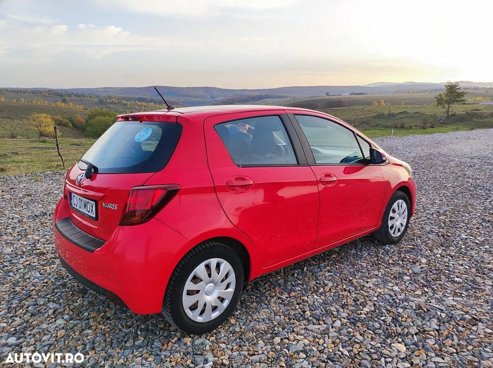Toyota Yaris 1.3 VVT-i Luna - 7