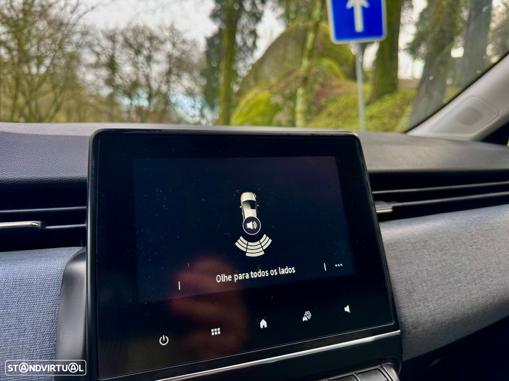 Renault Clio 1.0 TCe Techno - 15