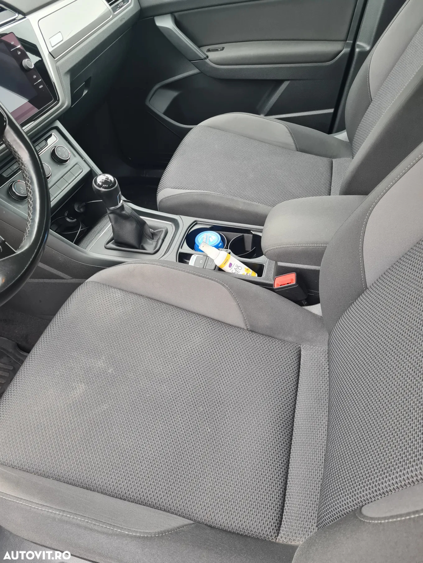 Volkswagen Touran 1.6 TDI Comfortline - 7