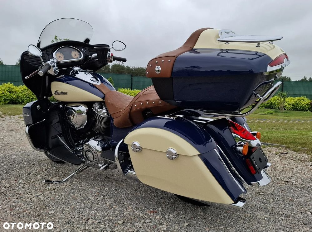 Indian Roadmaster - 16
