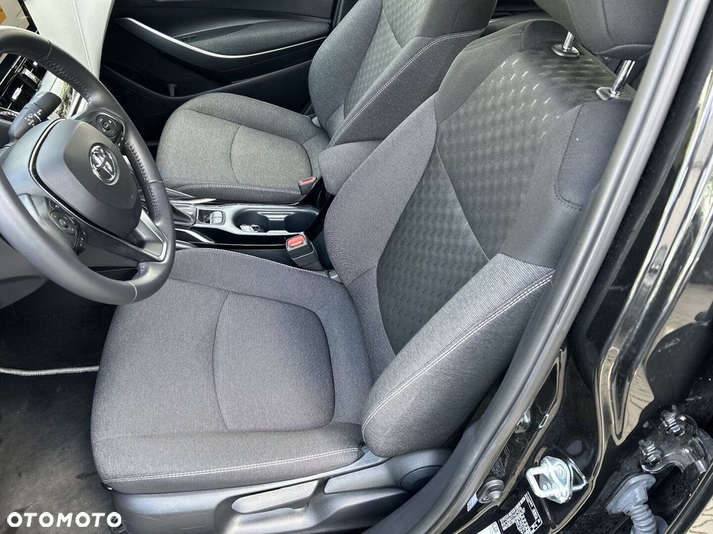 Toyota Corolla 1.8 Hybrid Comfort - 12