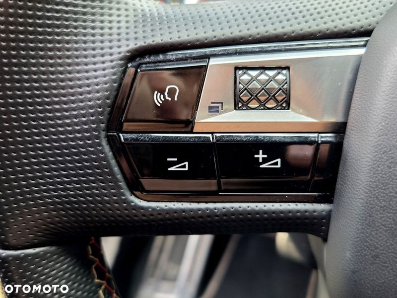 DS Automobiles DS 7 Crossback - 32
