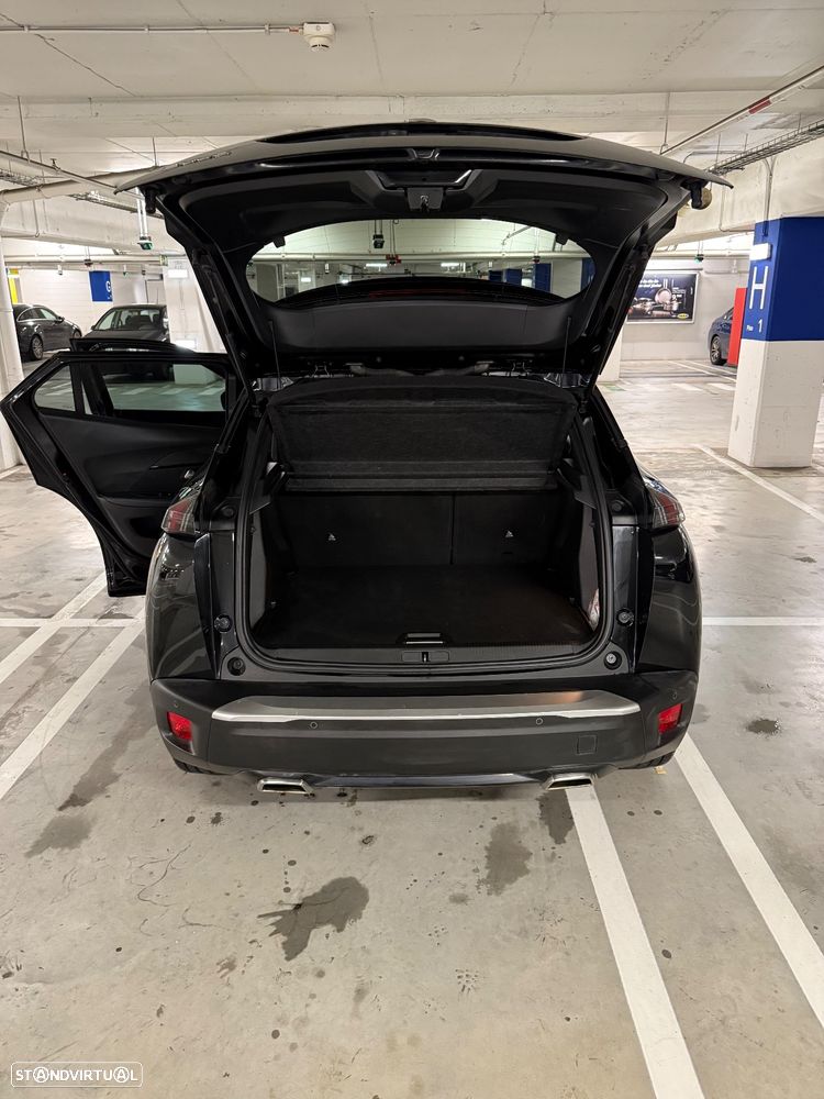 Peugeot 2008 PureTech 130 EAT8 Active - 4