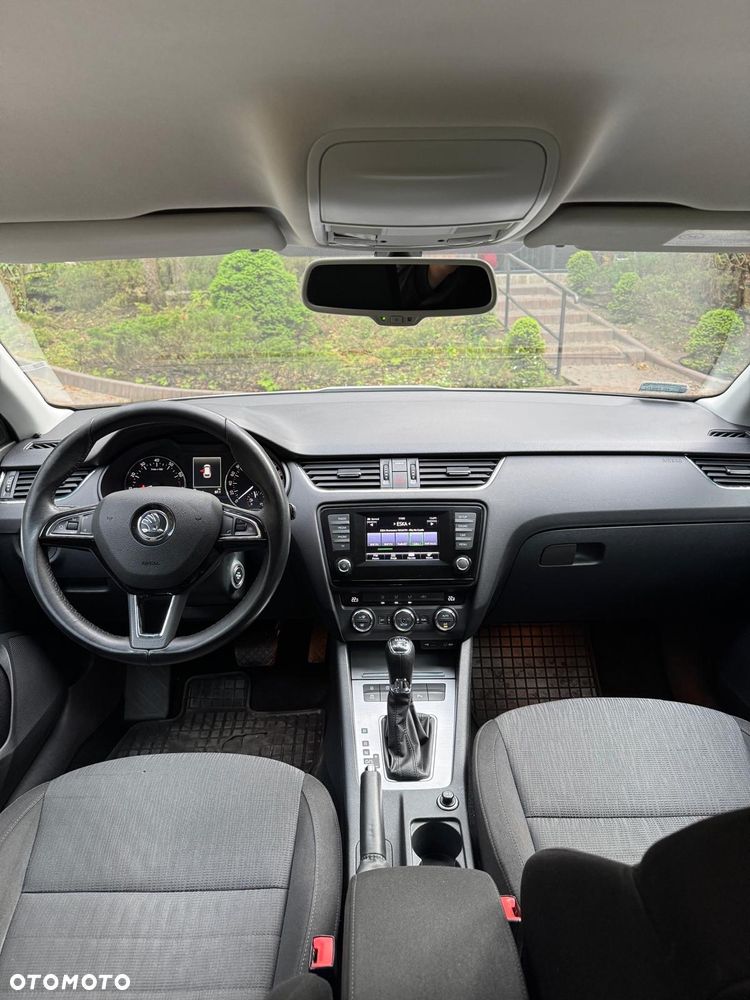 Skoda Octavia 1.8 TSI Elegance DSG - 8