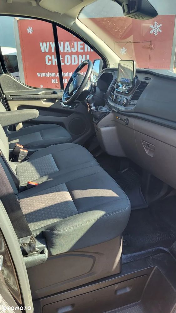 Ford TRANSIT CUSTOM - 17