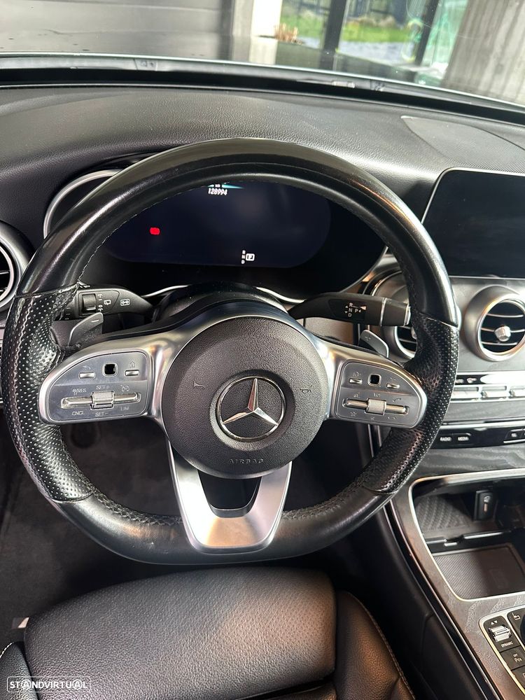 Mercedes-Benz C 220 d AMG Line - 4