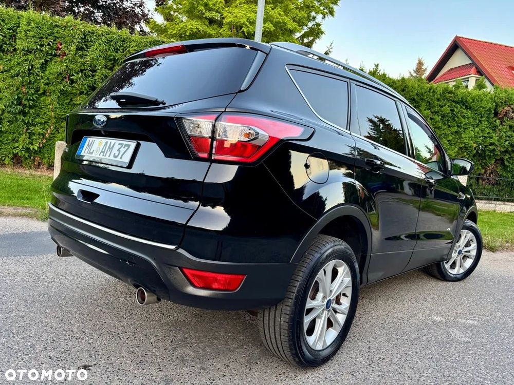 Ford Kuga 2.0 TDCi 4WD Titanium - 4